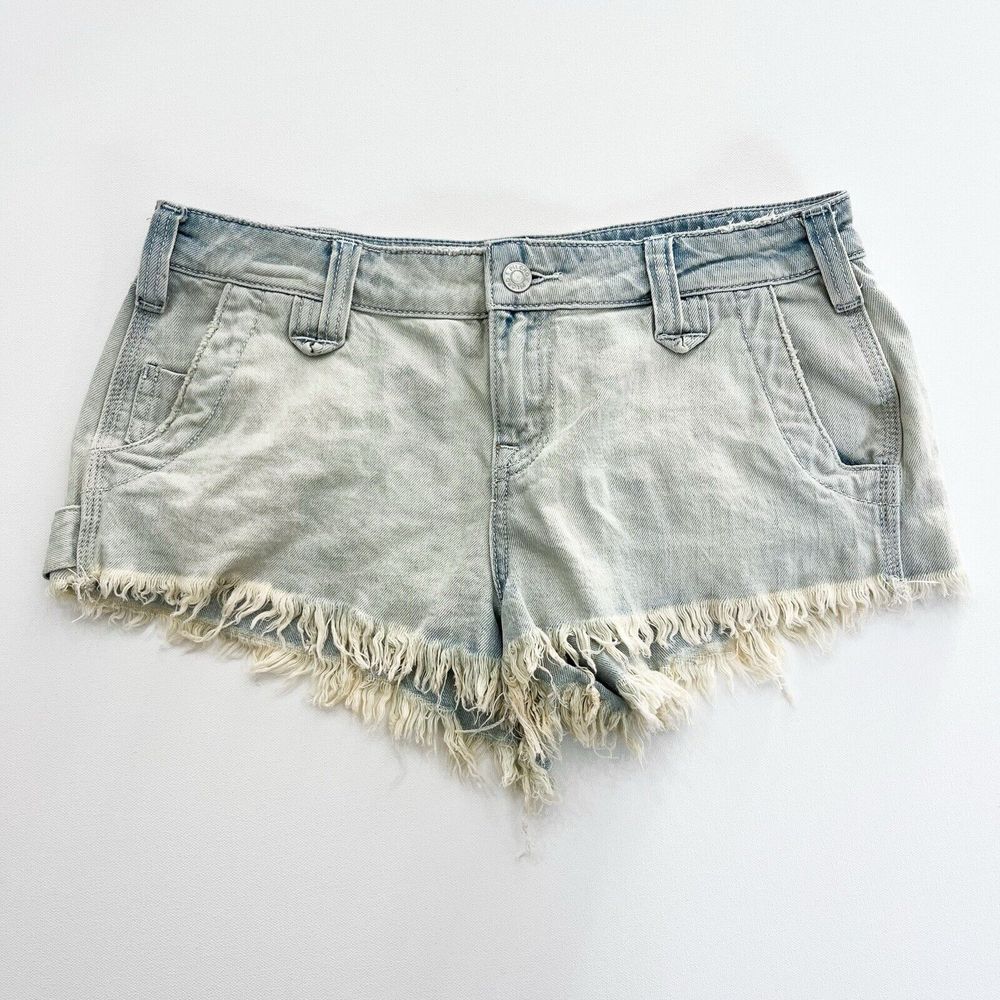 PILCRO Anthropologie Shorts Cut Off Raw Hem Shortie Light Wash Denim Jeans sz 26